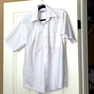 White dress shirt button up